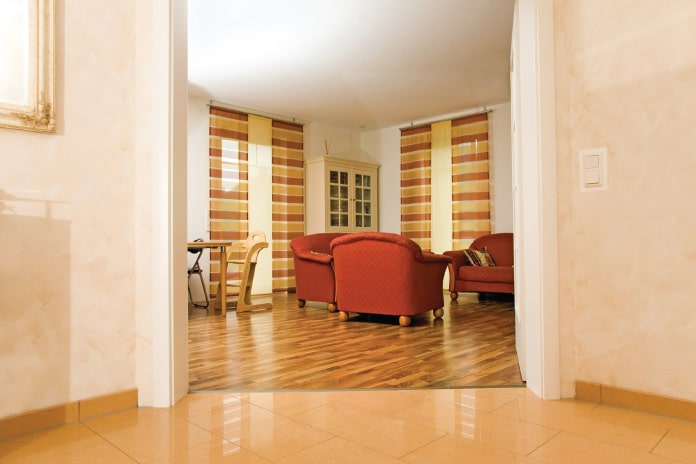 床のアクセント